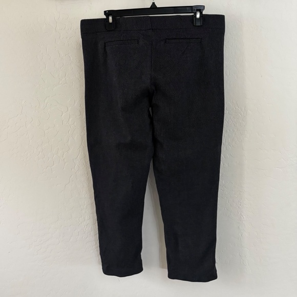 Tribal Fia Mid‎ Rise Curve Hem Pant in Black. Size 12P - Picture 2 of 8
